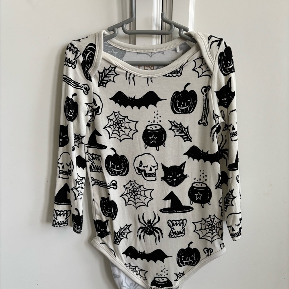 NWOT little sleepies long sleeve bodysuit